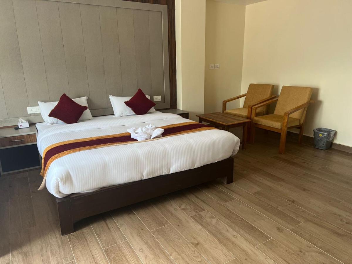 Hotel Murano Pokhara Eksteriør billede